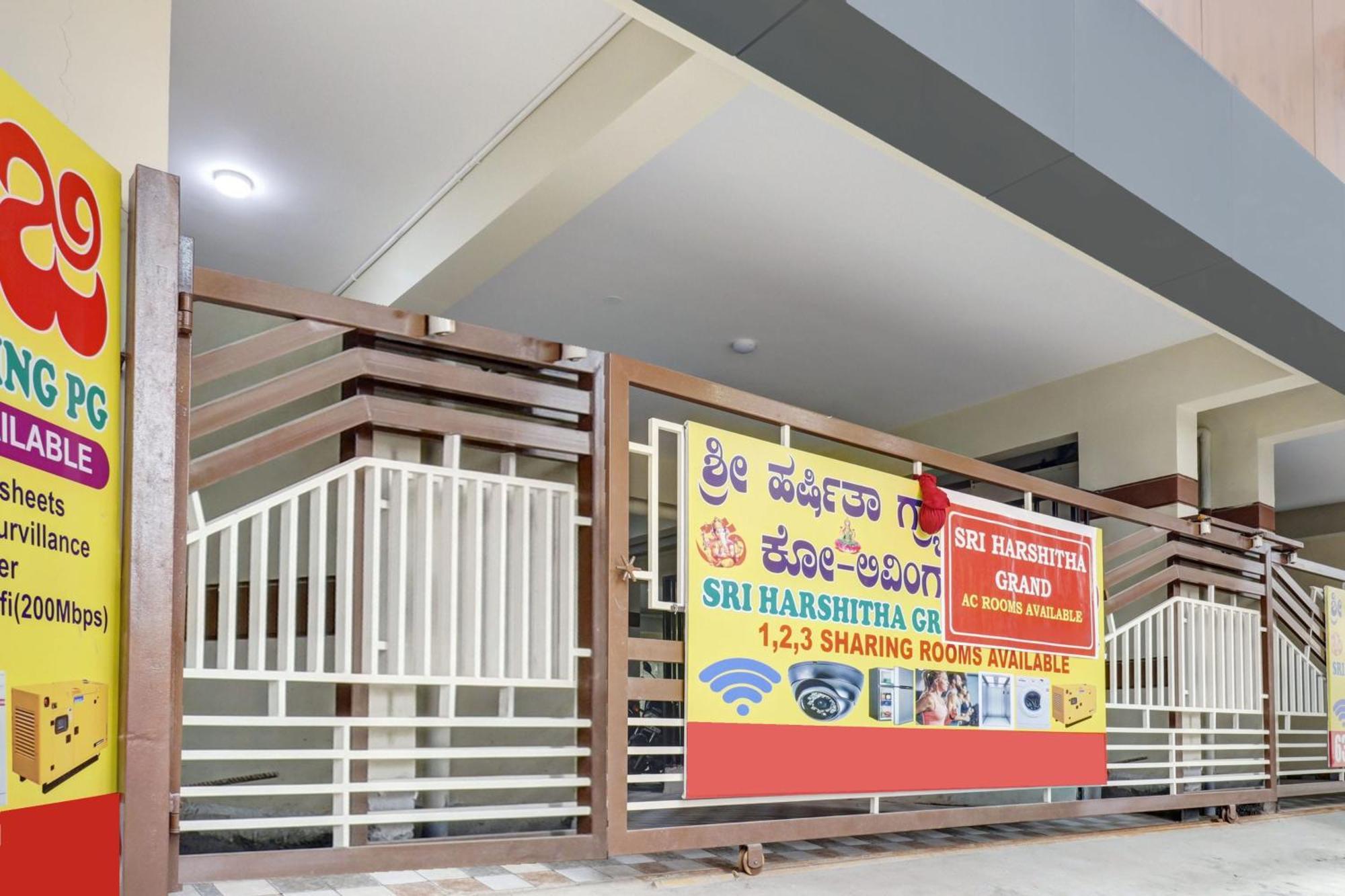 Super Hotel O Sri Harshitha Grand Near Zudio - Star Bazaar, Kundalhalli Gate Бенґалуру Екстер'єр фото